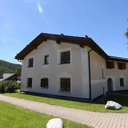 Apartment Chesa Striun Eidenbenz